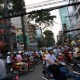 Mạnh ai nấy đi Dân Sài gòn xuống đường bằng xe máy (ảnh: NKTA)