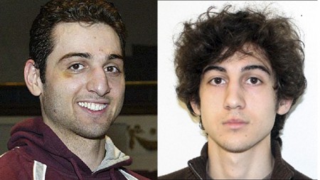 Tamerlin Tsarnaev 26 tuổi và Dzhokhar Tsarnaev 19 tuổi.
