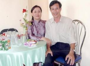 Điếu Cày và vợ, chị Dương Thị Tân