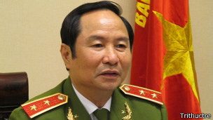 Ông Phạm Quý Ngọ vừa được thăng hàm thượng tướng hồi tháng Bảy năm ngoái