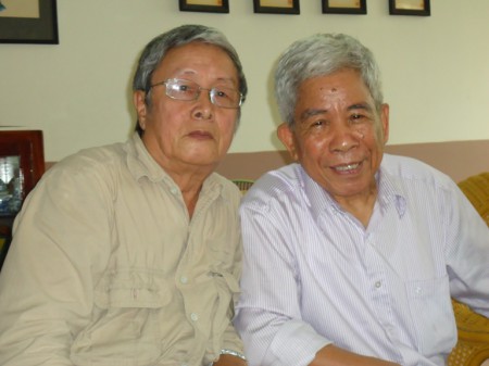 Hai nhà văn: Phạm ĐìnhTrọg và Bùi Ngọc Tấn