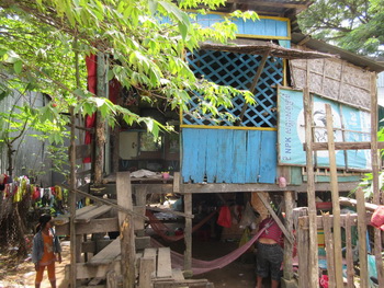 Nhà của người Việt, tại ấp 6, Hố Lương. Ảnh: Sovanrith
