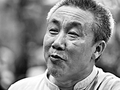 Nhà văn Nguyễn Quang Lập
