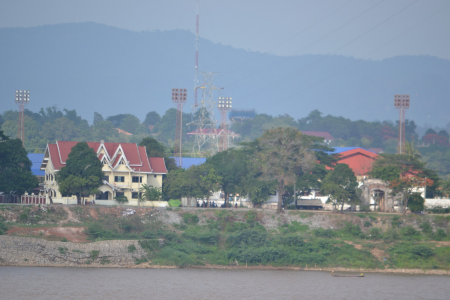   Thành phố Thakkek, Lào. Ảnh: Mặc Lâm