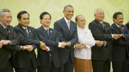 Thủ tướng Nguyễn Tấn Dũng cùng các lãnh đạo Asean và Hoa Kỳ trong một kỳ họp năm 2014