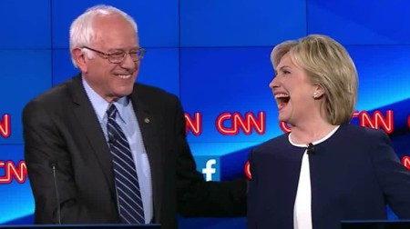 Bà Hillary Clinton và ông Bernie Sanders