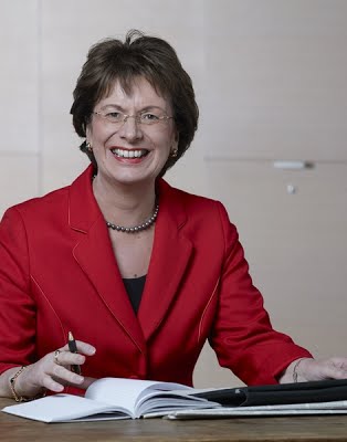 Nghị sĩ Marie-Luise Dött