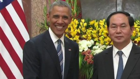 TT Obama ở Hà Nội. Ảnh BBC