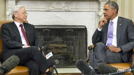 Nguyễn Phú Trọng cùng Obama ở nhà Trắng. Ảnh AFP