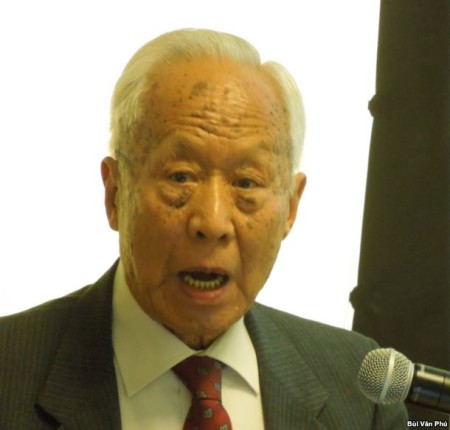 Cựu Tổng trưởng Kinh tế Phạm Kim Ngọc (ảnh Bùi Văn Phú)
